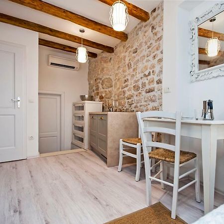 Apartment And Studio Ca' 3 Vie Rovinj Zewnętrze zdjęcie
