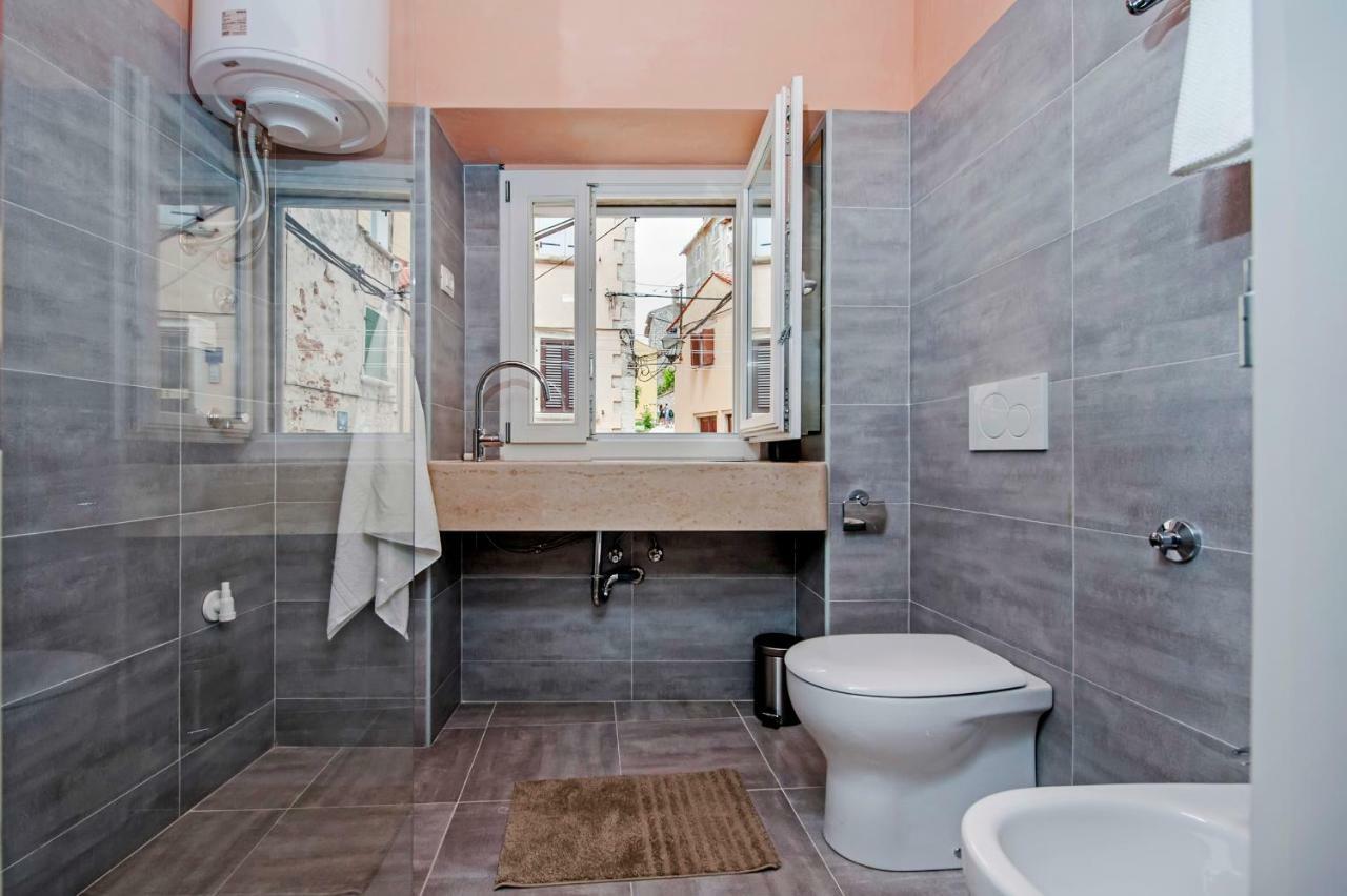 Apartment And Studio Ca' 3 Vie Rovinj Zewnętrze zdjęcie