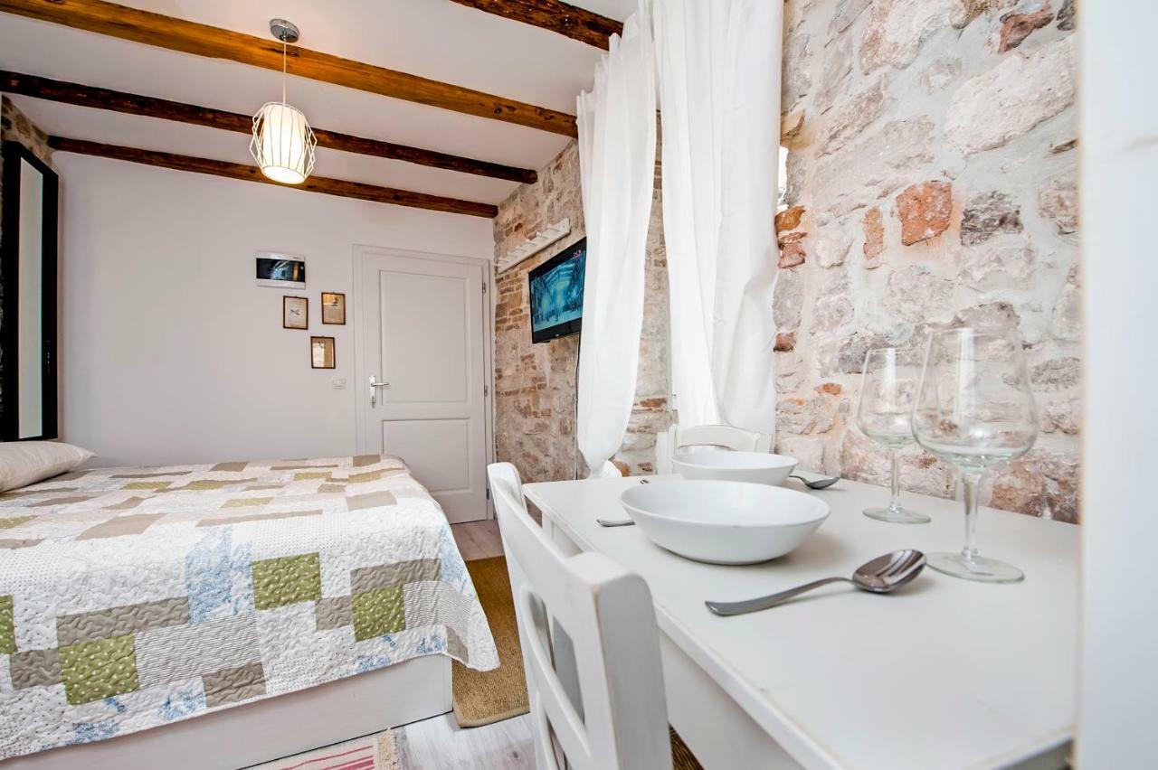 Apartment And Studio Ca' 3 Vie Rovinj Zewnętrze zdjęcie