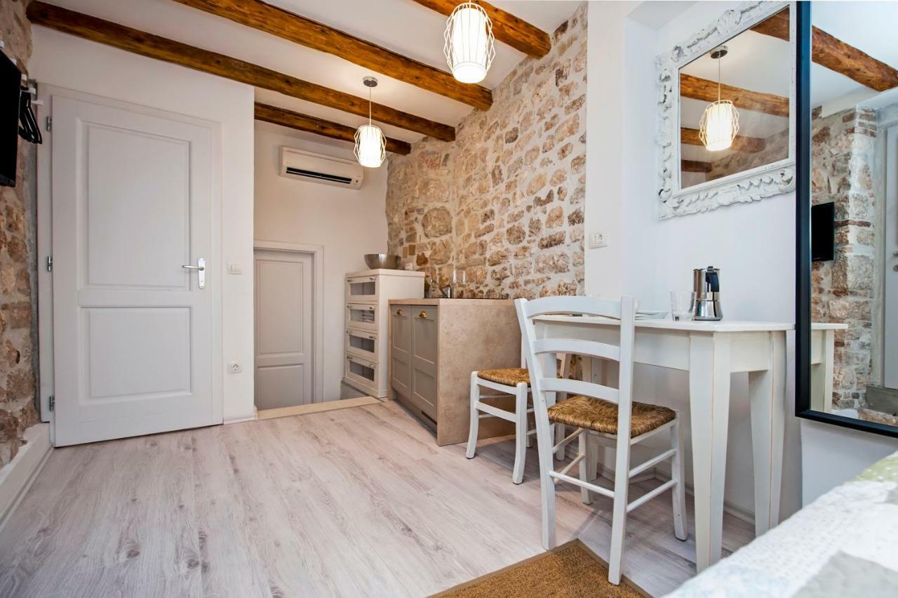 Apartment And Studio Ca' 3 Vie Rovinj Zewnętrze zdjęcie