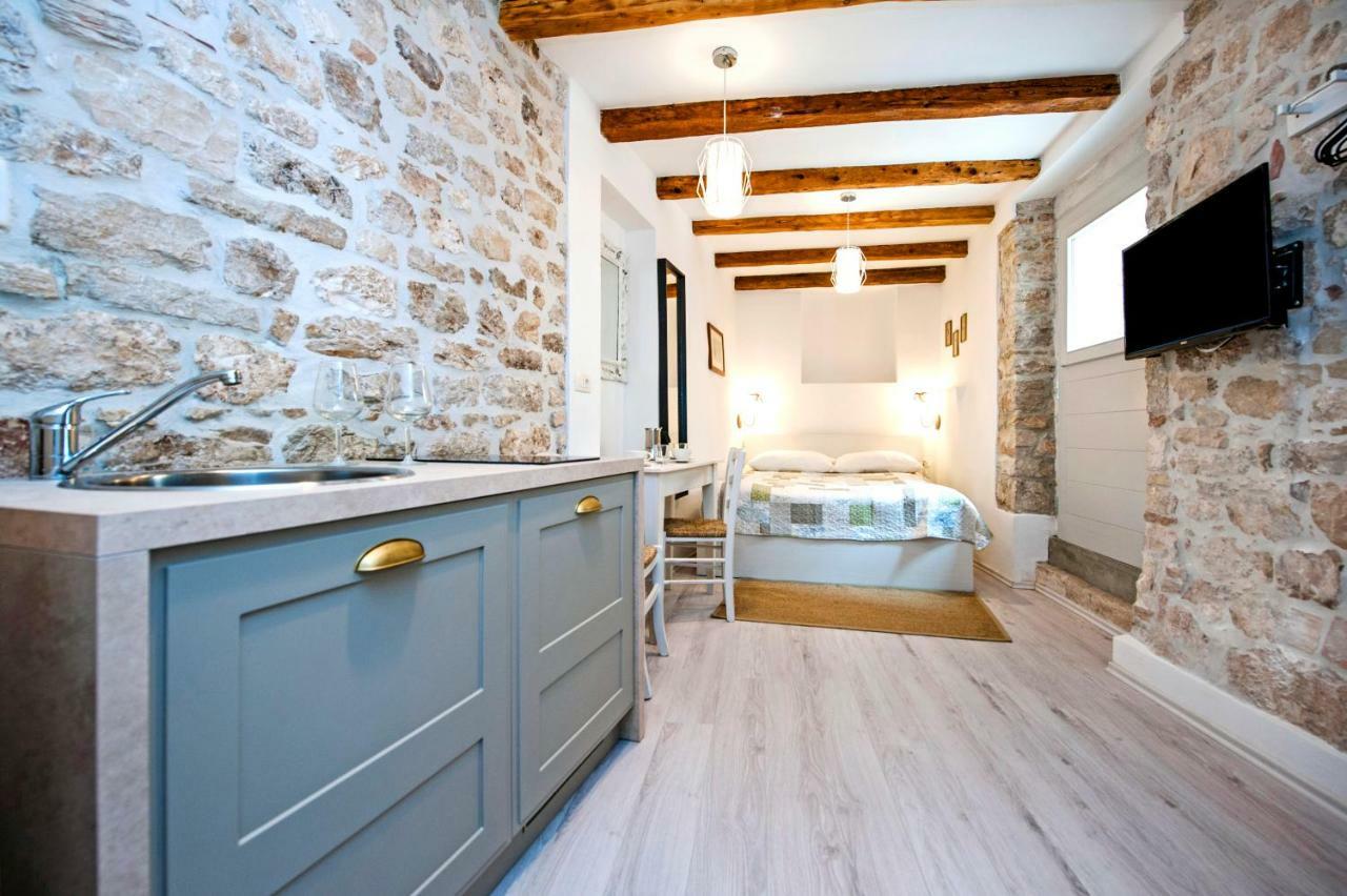 Apartment And Studio Ca' 3 Vie Rovinj Zewnętrze zdjęcie